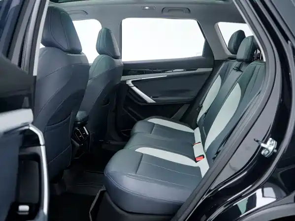 Geely Boyue L 2024