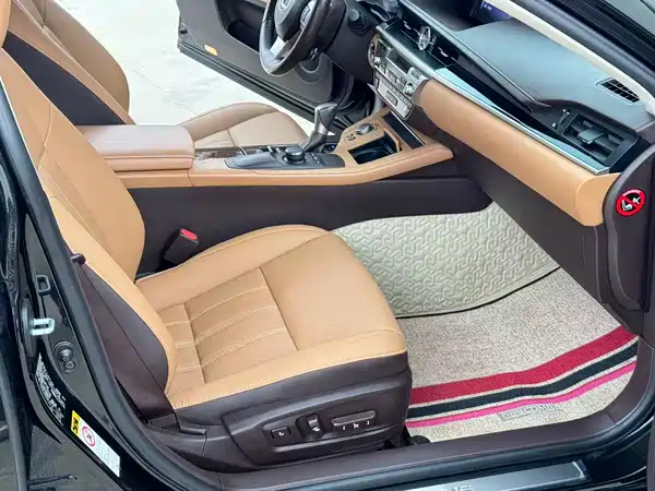 Lexus ES 2017