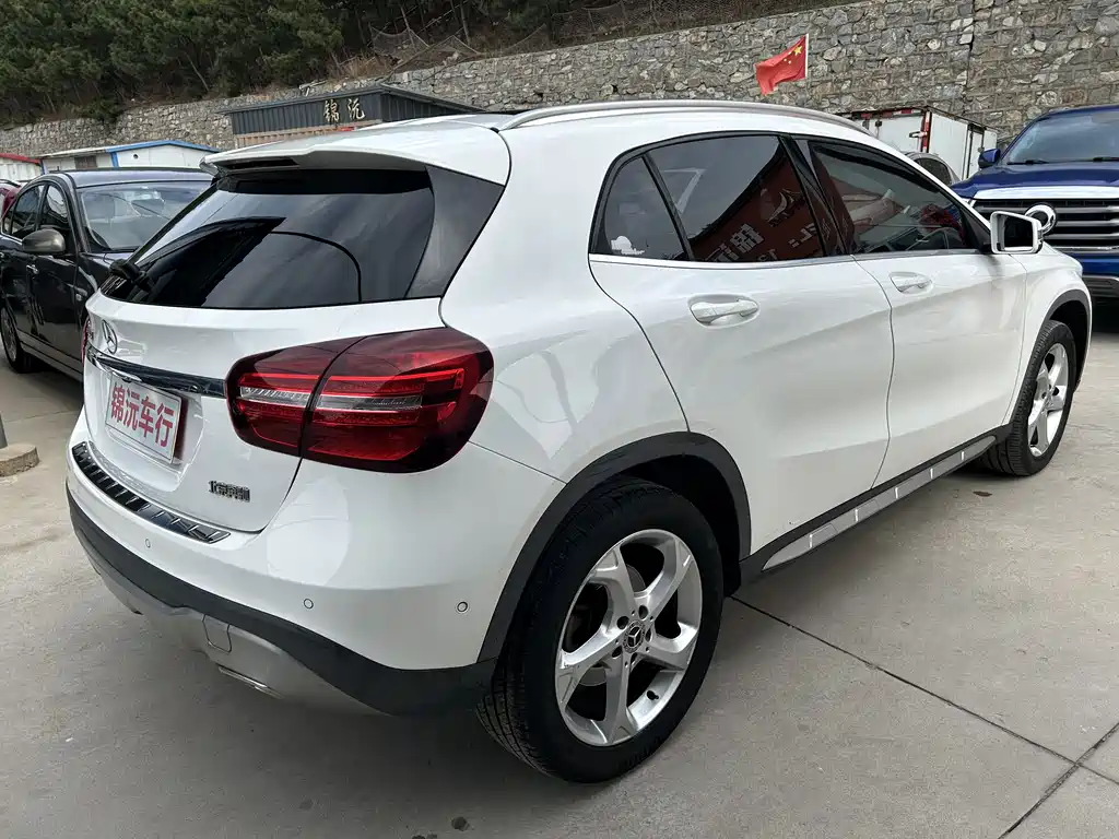 Mercedes-Benz GLA 2018