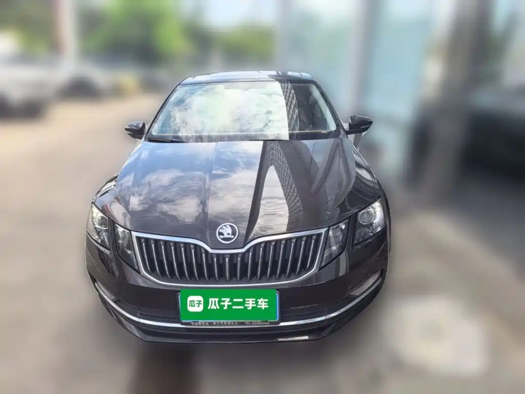Skoda Octavia 2018 — фото 24