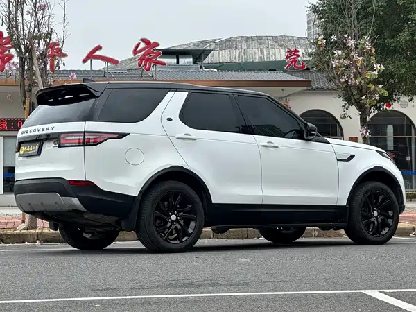 Land Rover Discovery 2017