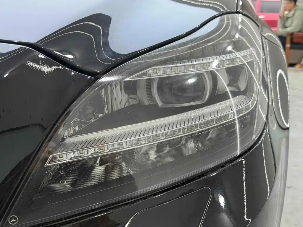 Mercedes-Benz CLS 2015 — фото 28