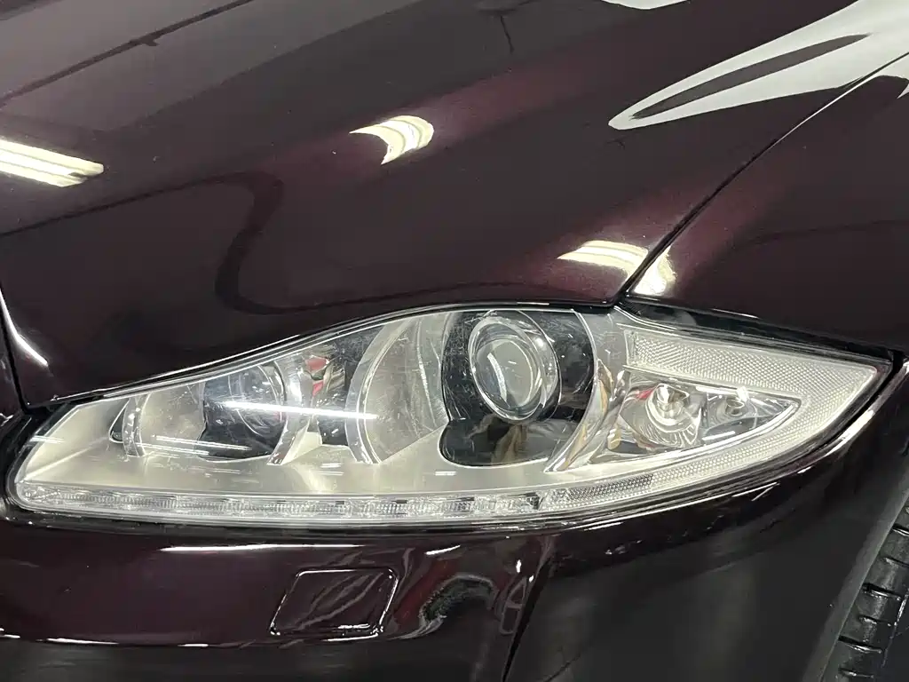 Jaguar XJ 2015 — фото 6