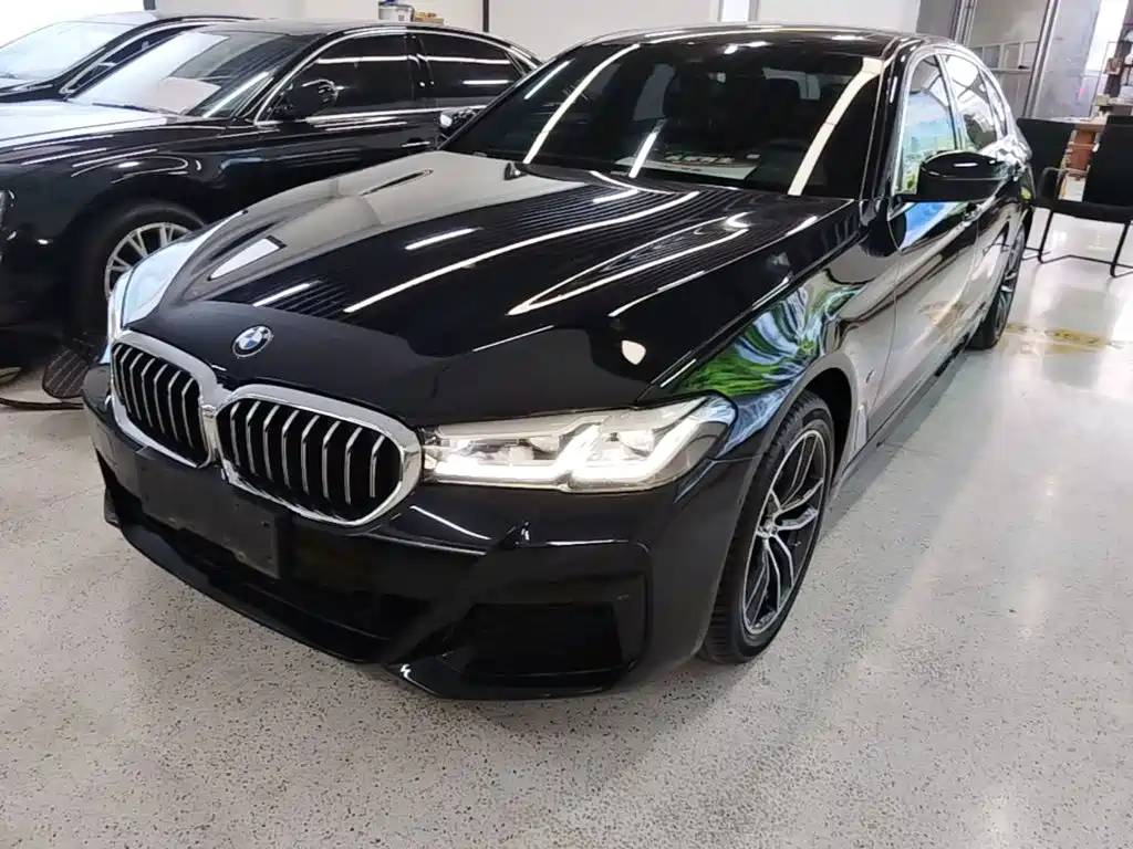 BMW 5 Series 2023