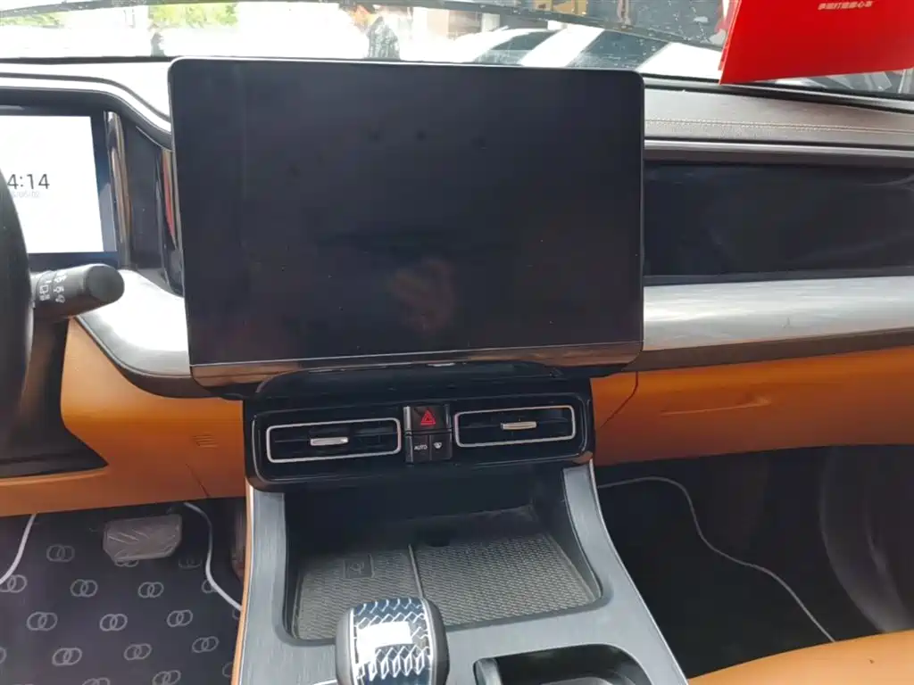 GAC Motor Trumpchi GS8 2024 — фото 13
