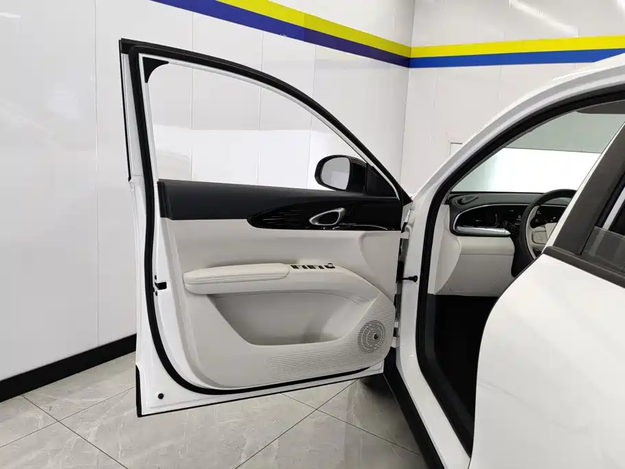 Geely Galaxy Starwish 2025