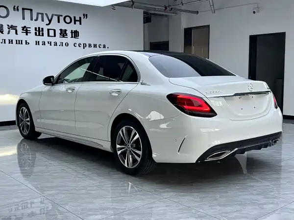 Mercedes-Benz C-Class 2020