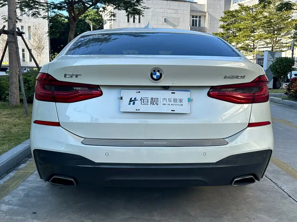 BMW 6 Series GT 2019 — фото 6