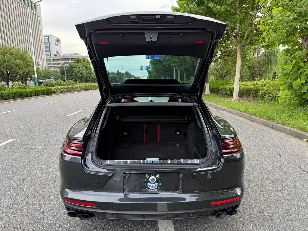 Porsche Panamera 2020 — фото 16