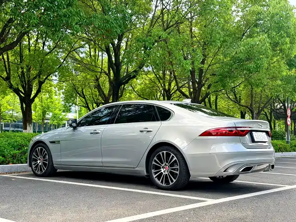 Jaguar XFL 2025