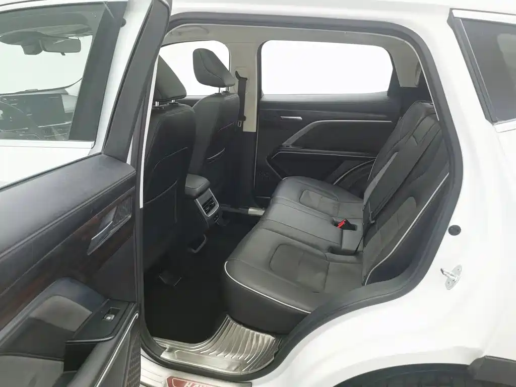 Haval H6 2023 — фото 15