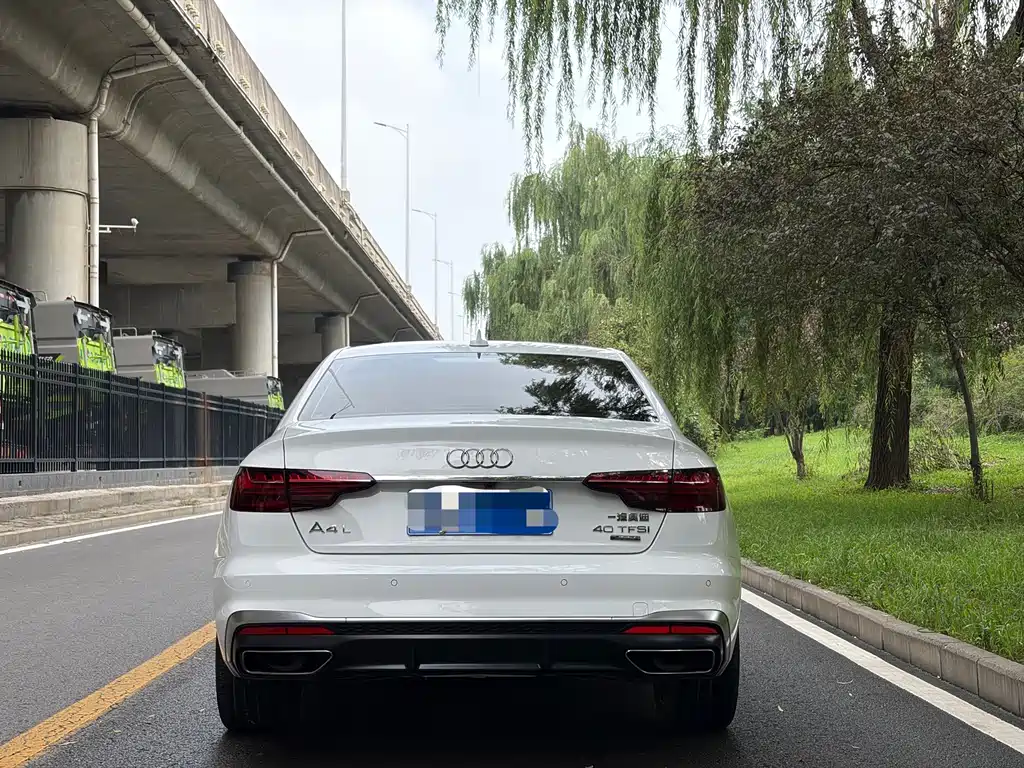Audi A4L 2022
