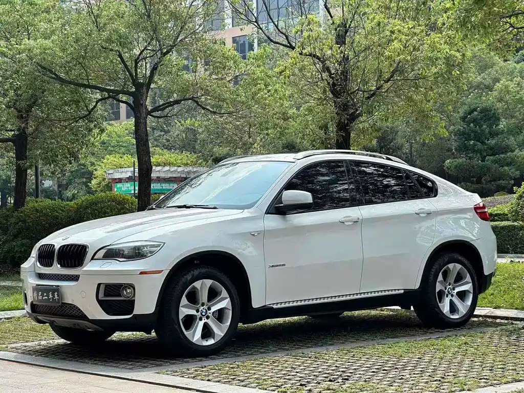 BMW X6 2015 — фото 1