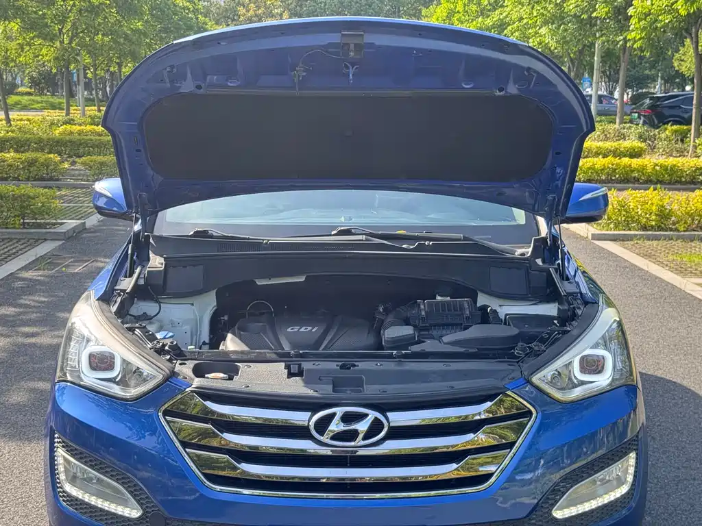 Hyundai Santa Fe 2015 — фото 25