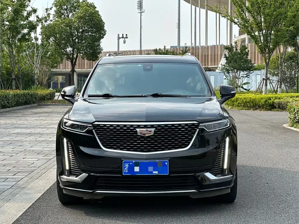 Cadillac XT6 2021 — фото 2
