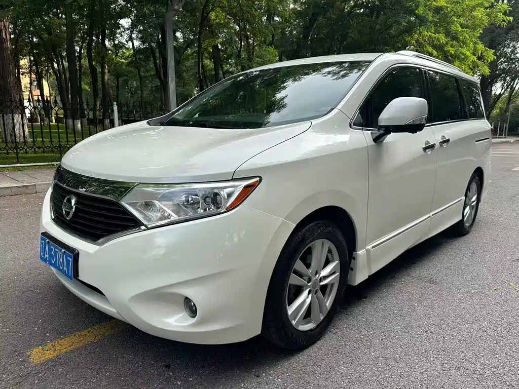 Nissan Quest 2016