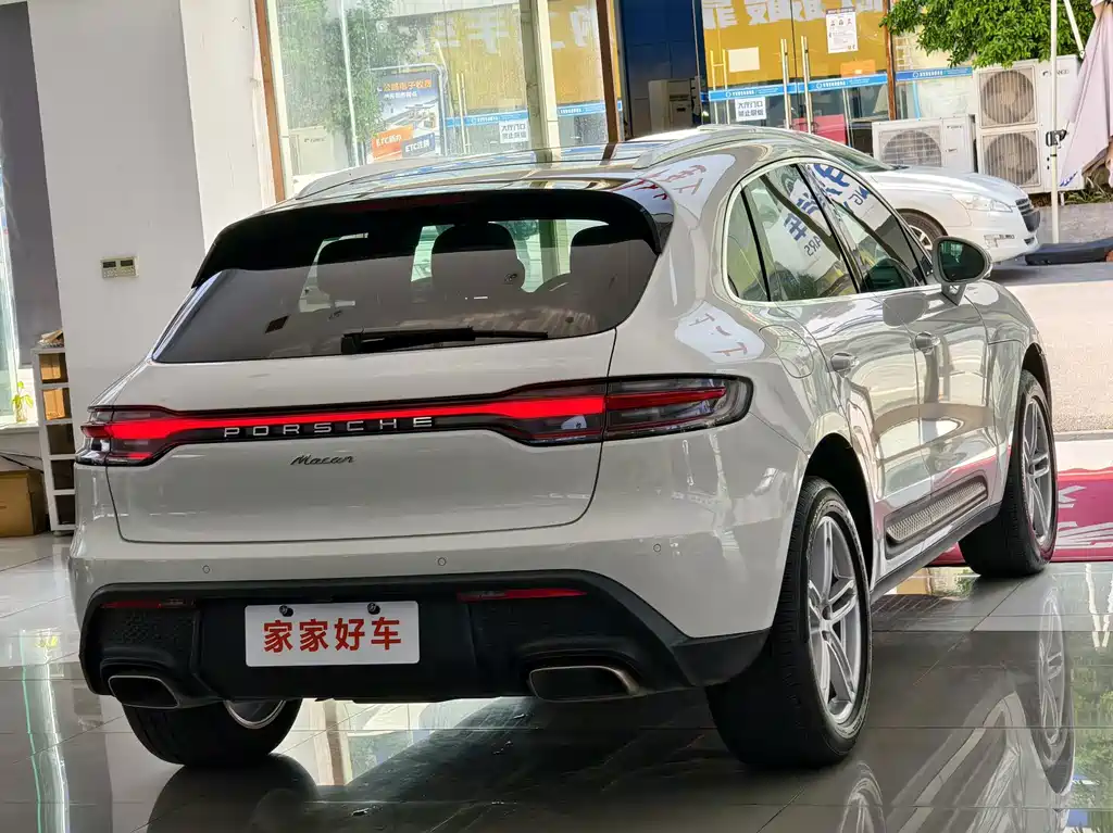 Porsche Macan 2022 — фото 21