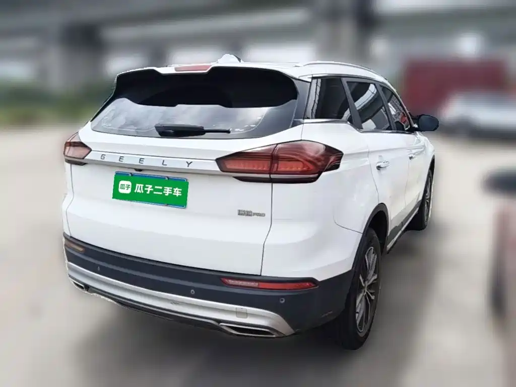 Geely Boyue 2019 — фото 10