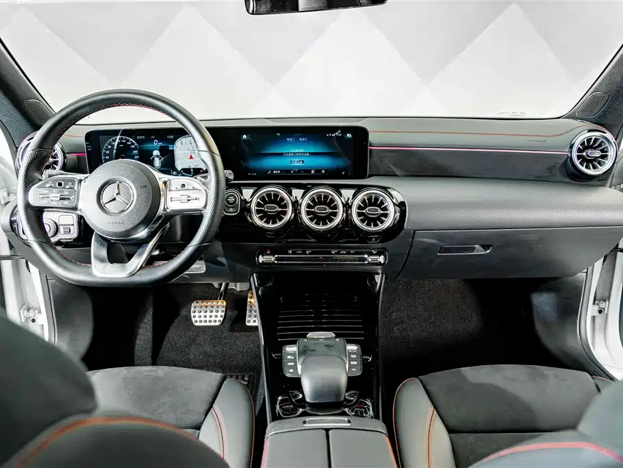 Mercedes-Benz CLA 2021 — фото 12