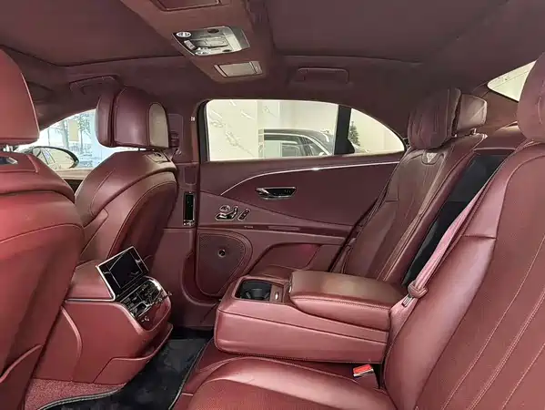 Bentley Flying Spur 2022