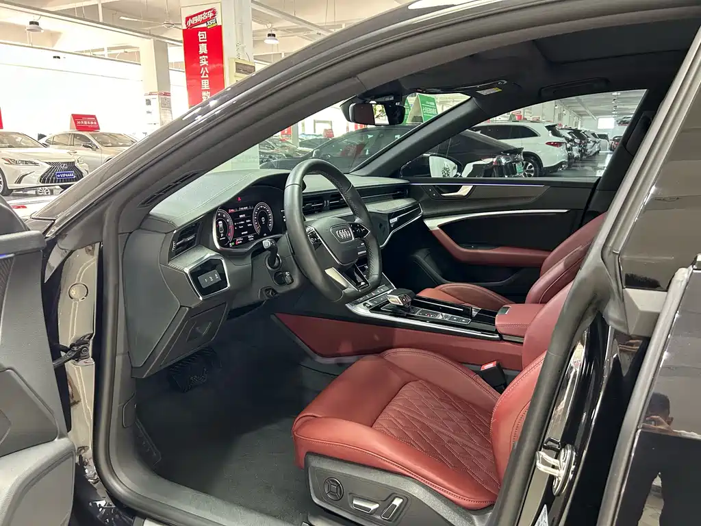 Audi A7L 2023 — фото 8