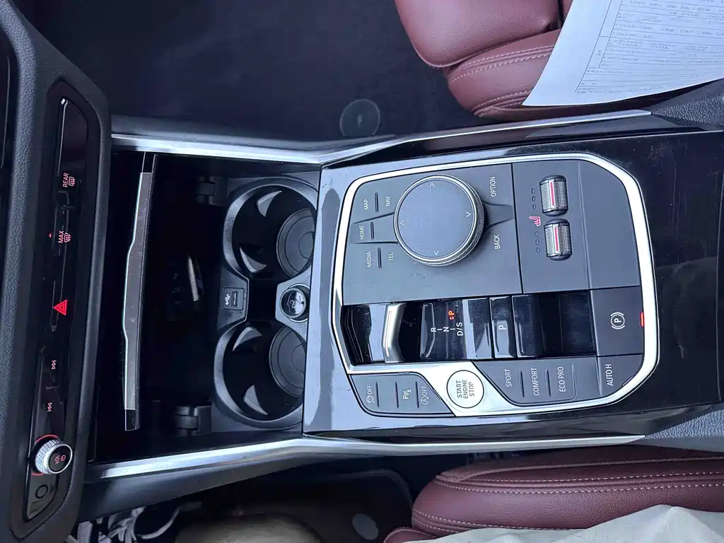 BMW 3 Series 2023 — фото 15