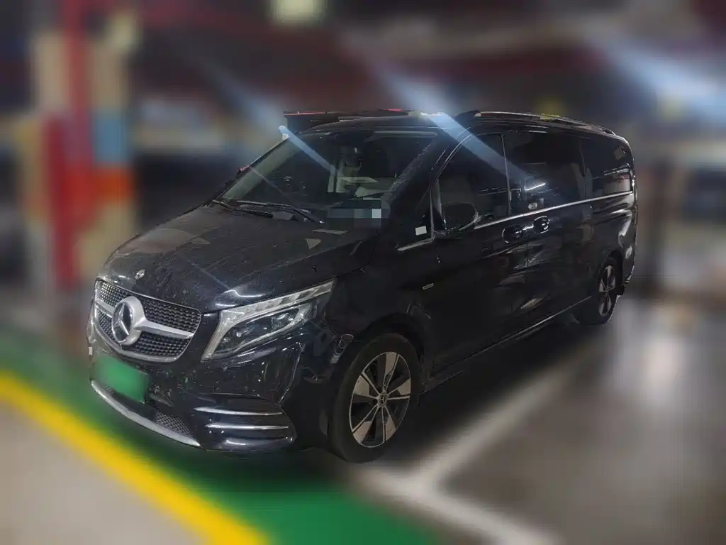 Mercedes-Benz V-Class 2021 — фото 1