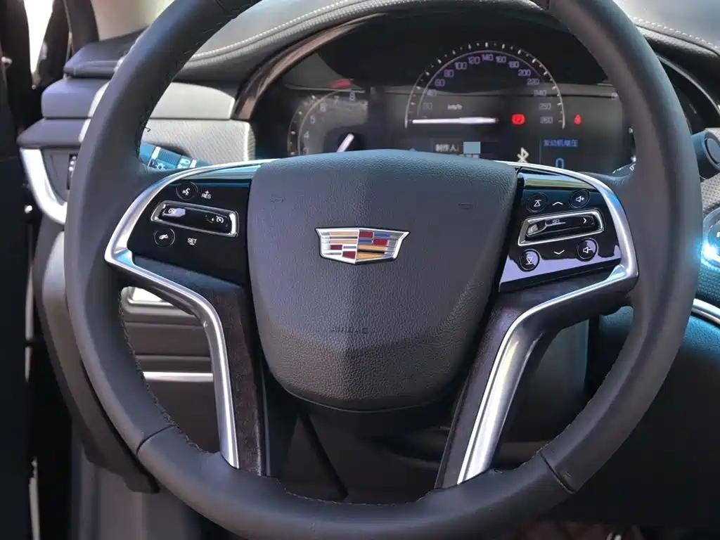 Cadillac XTS 2019 — фото 9