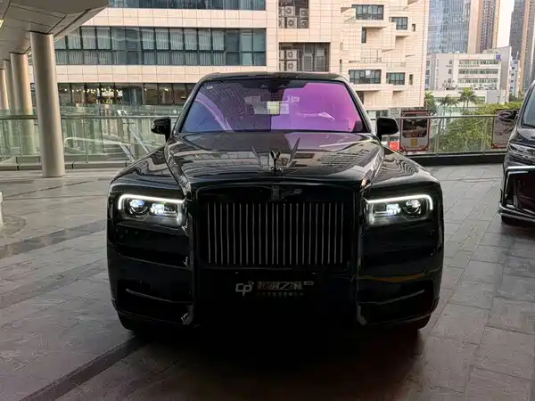Rolls-Royce Cullinan 2024