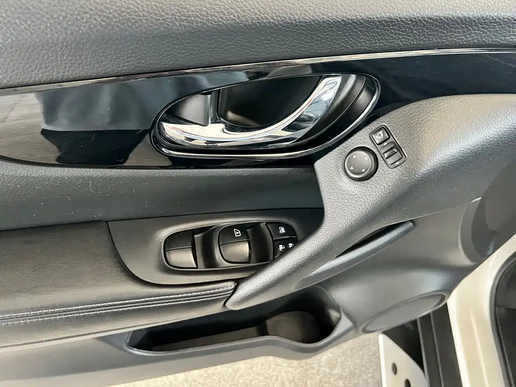 Nissan X-Trail 2019 — фото 15
