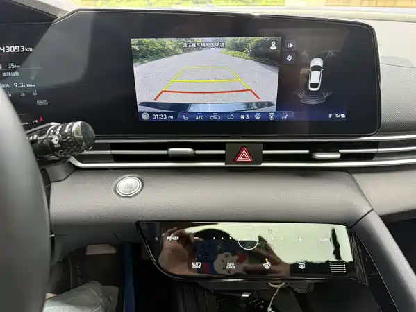 Hyundai Elantra 2023
