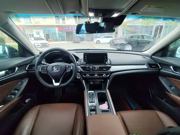 Honda Inspire 2021
