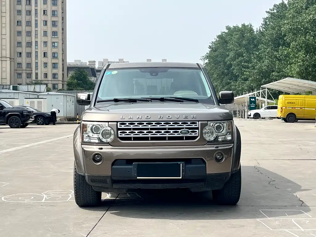 Land Rover Discovery 2012 — фото 2