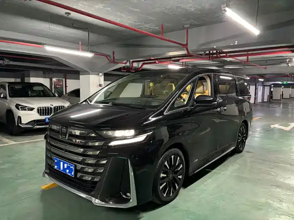 Toyota Vellfire 2024