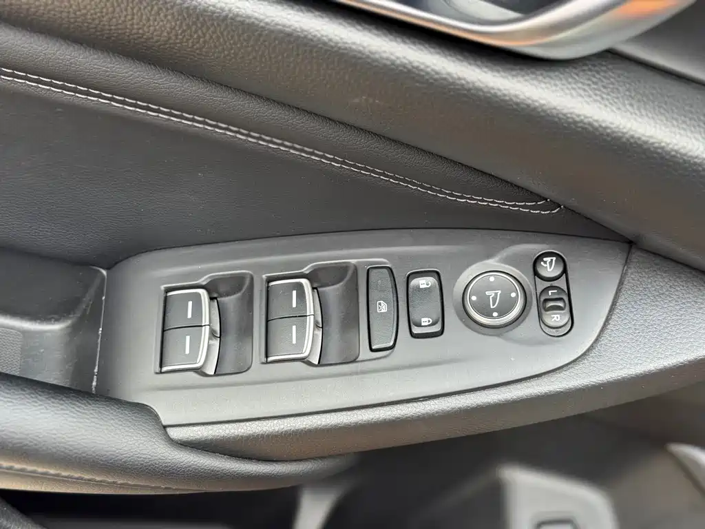 Honda Accord 2023 — фото 19