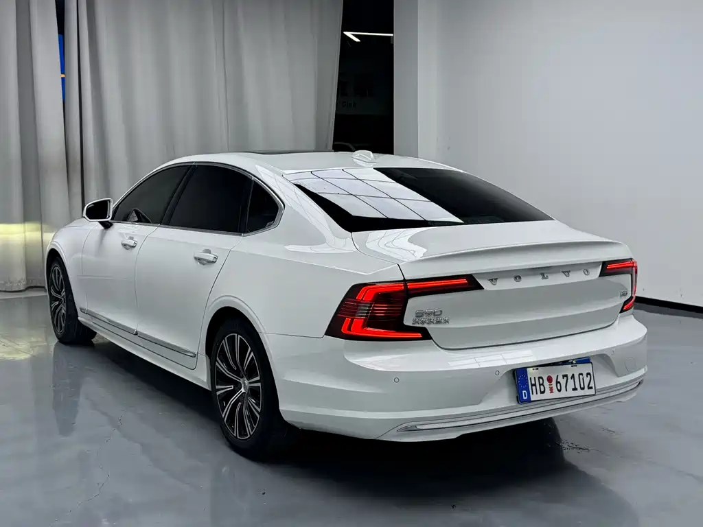 Volvo S90 2021 — фото 3