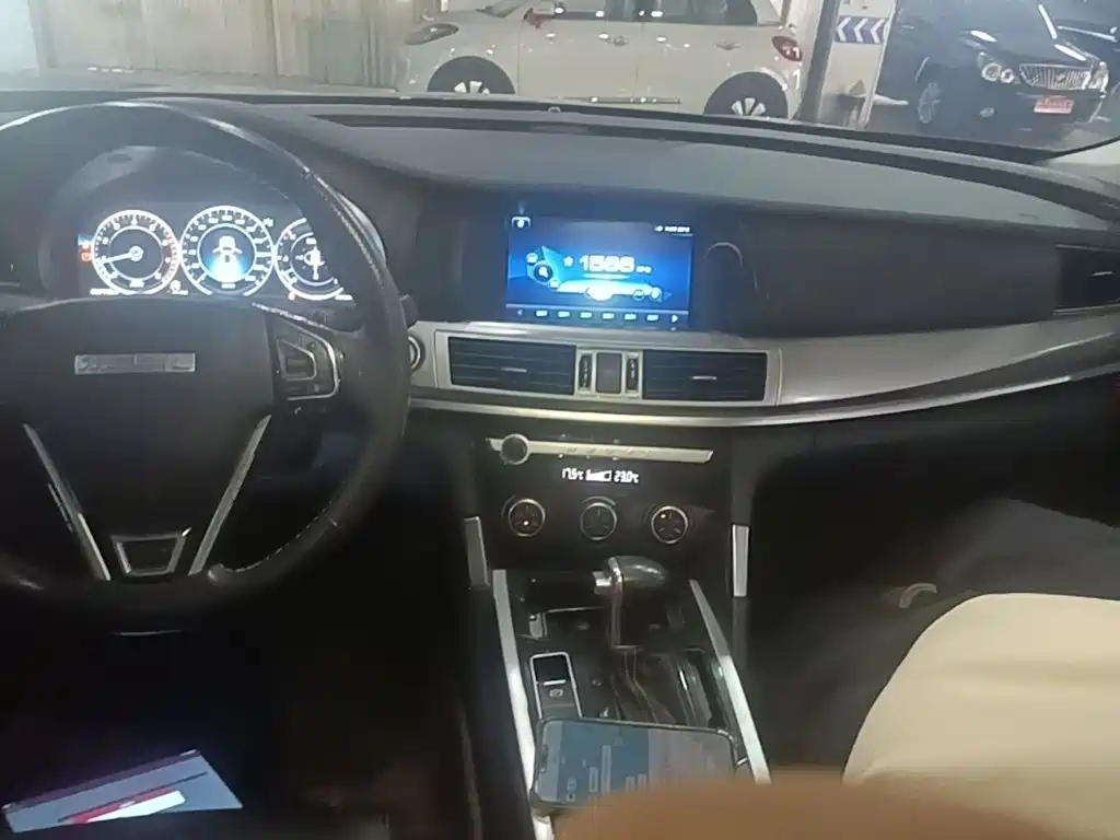 Haval H7 2018 — фото 10