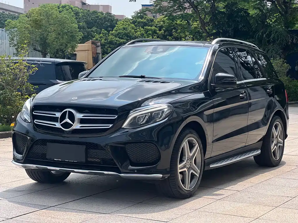 Mercedes-Benz GLE 2018 — фото 1