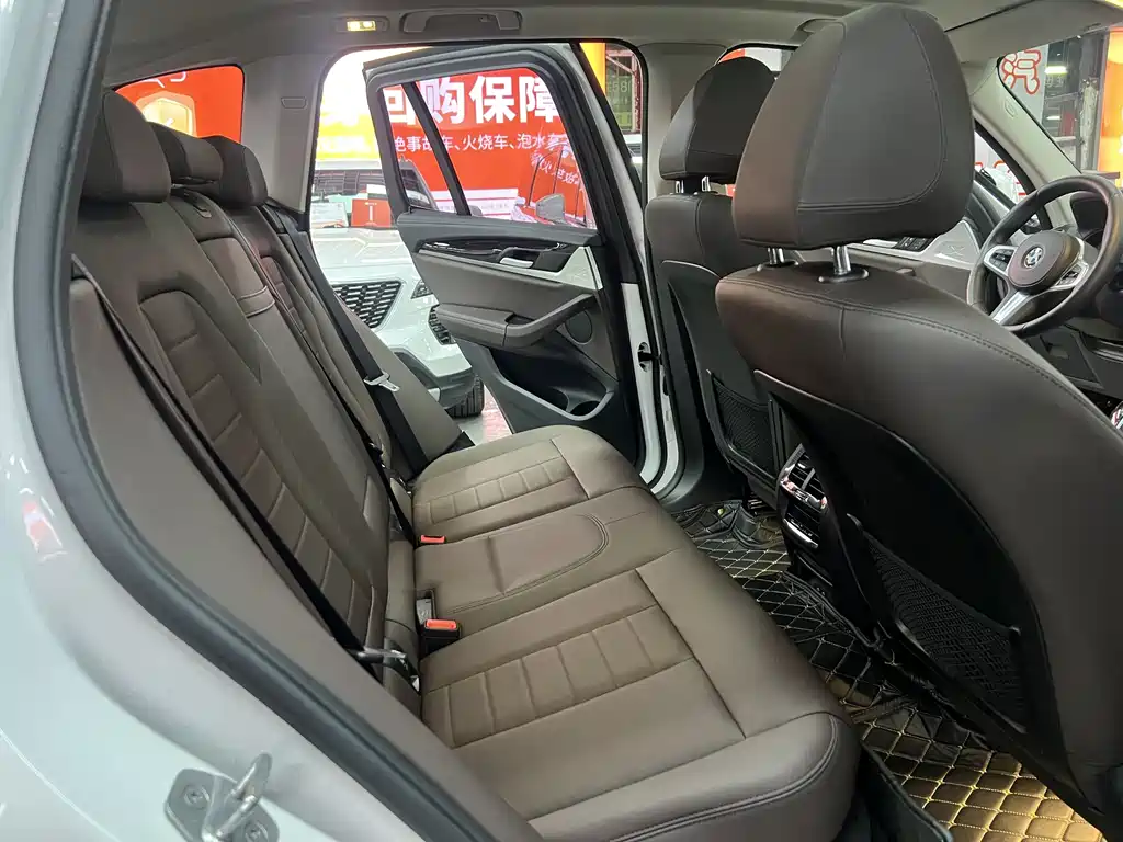 BMW X3 2020 — фото 11