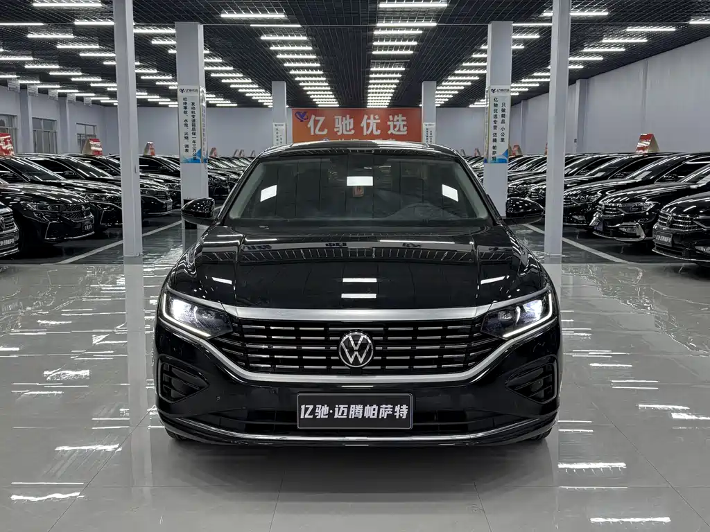 Volkswagen Passat 2023 — фото 2