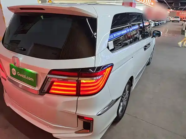 Honda Elysion 2019