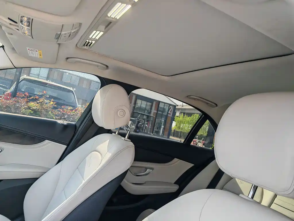 Mercedes-Benz C-Class 2015 — фото 16