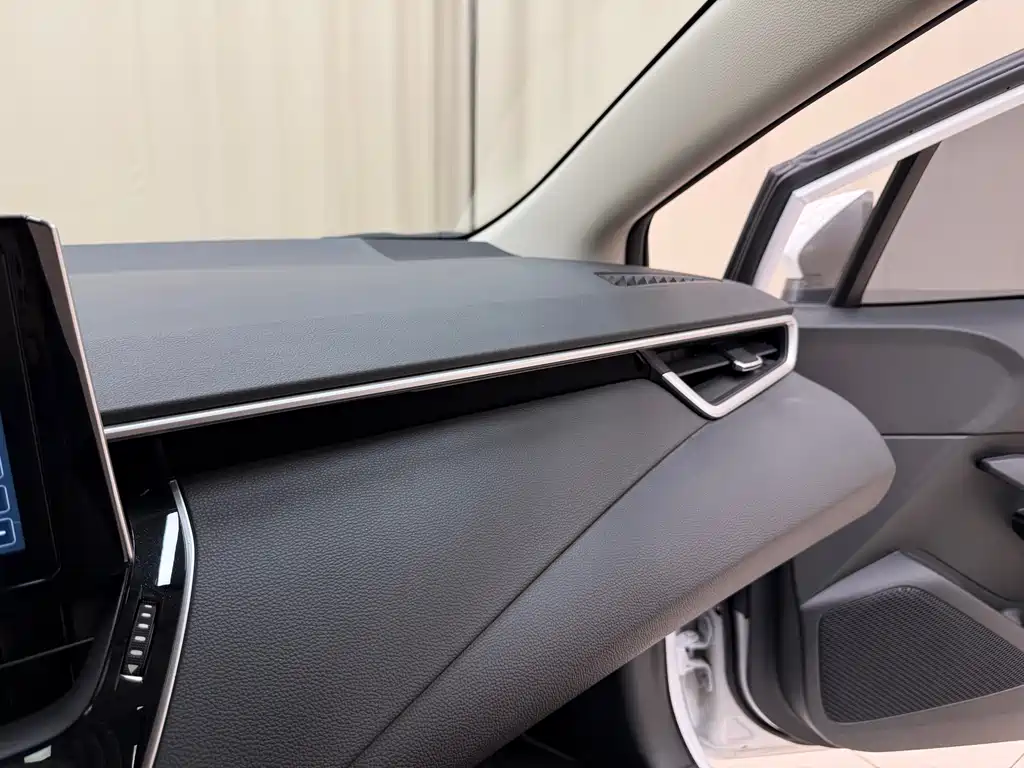 Toyota Corolla 2022 — фото 14