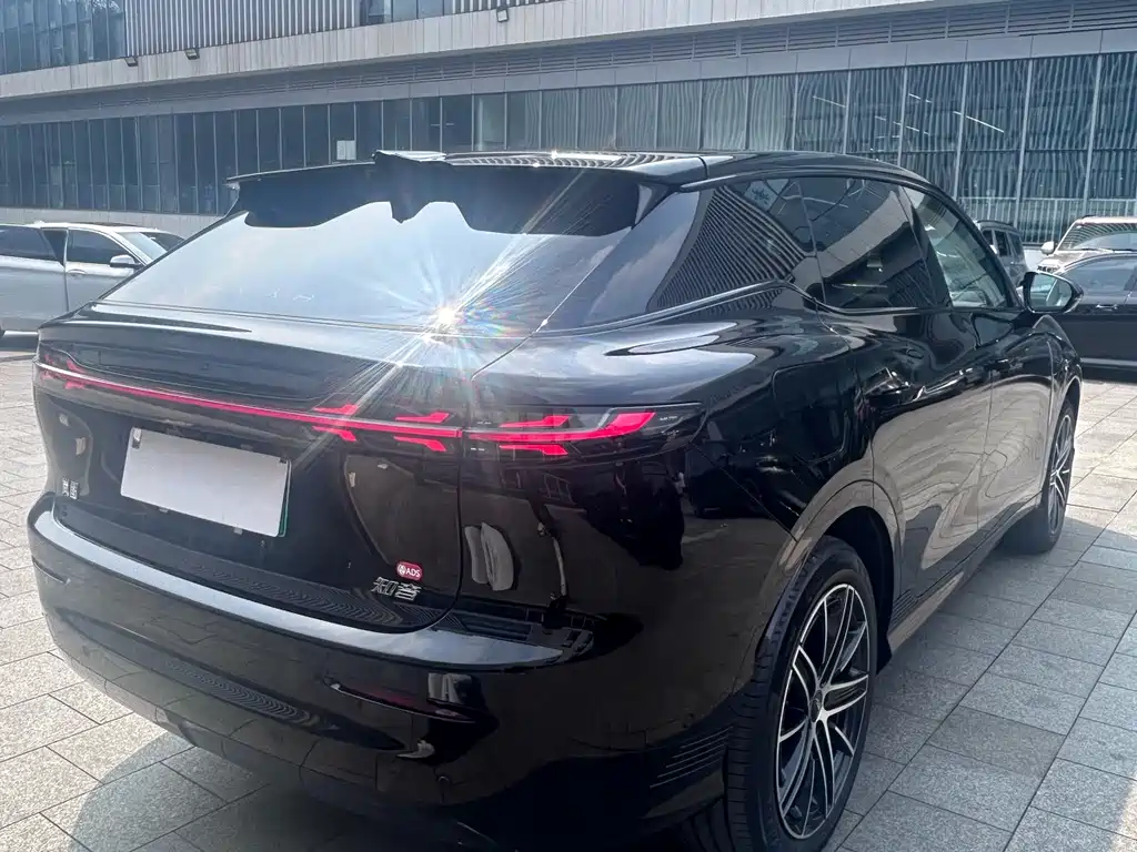 VOYAH Zhiyin 2025 — фото 14