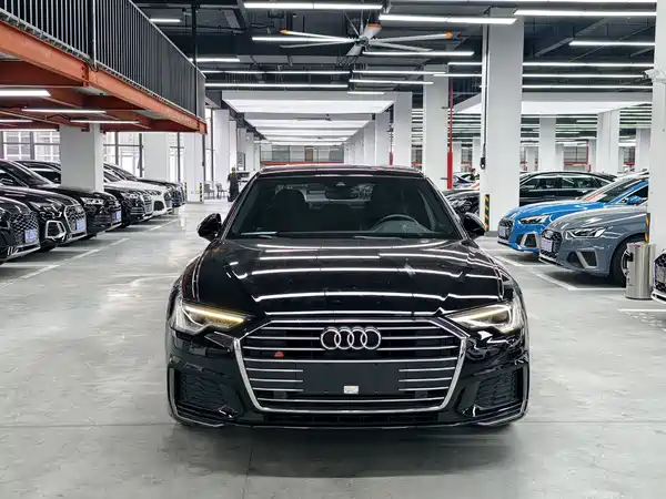 Audi A6L 2022