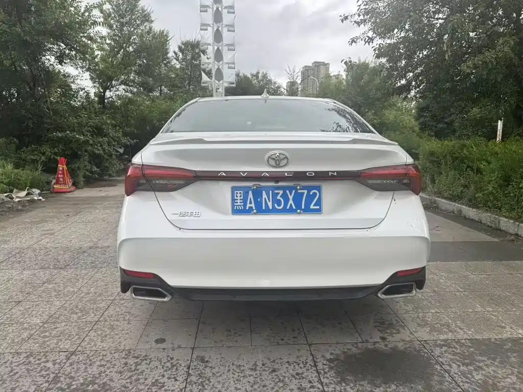Toyota Avalon 2024