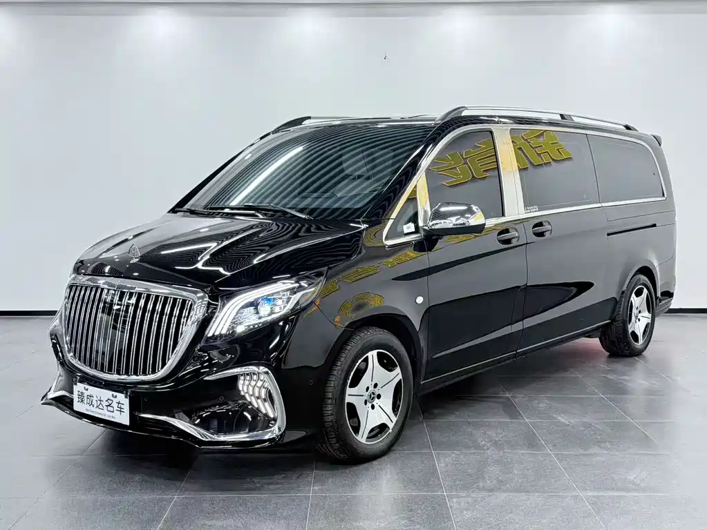Mercedes-Benz Vito 2024 — фото 1
