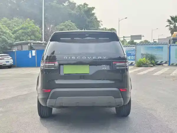 Land Rover Discovery 2020