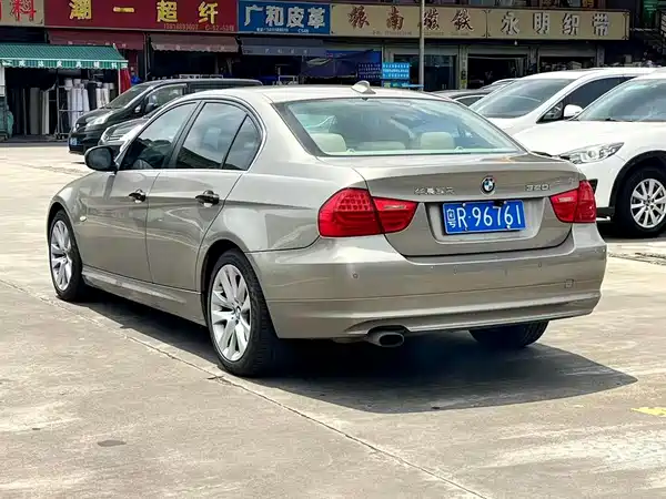 BMW 3 Series 2011