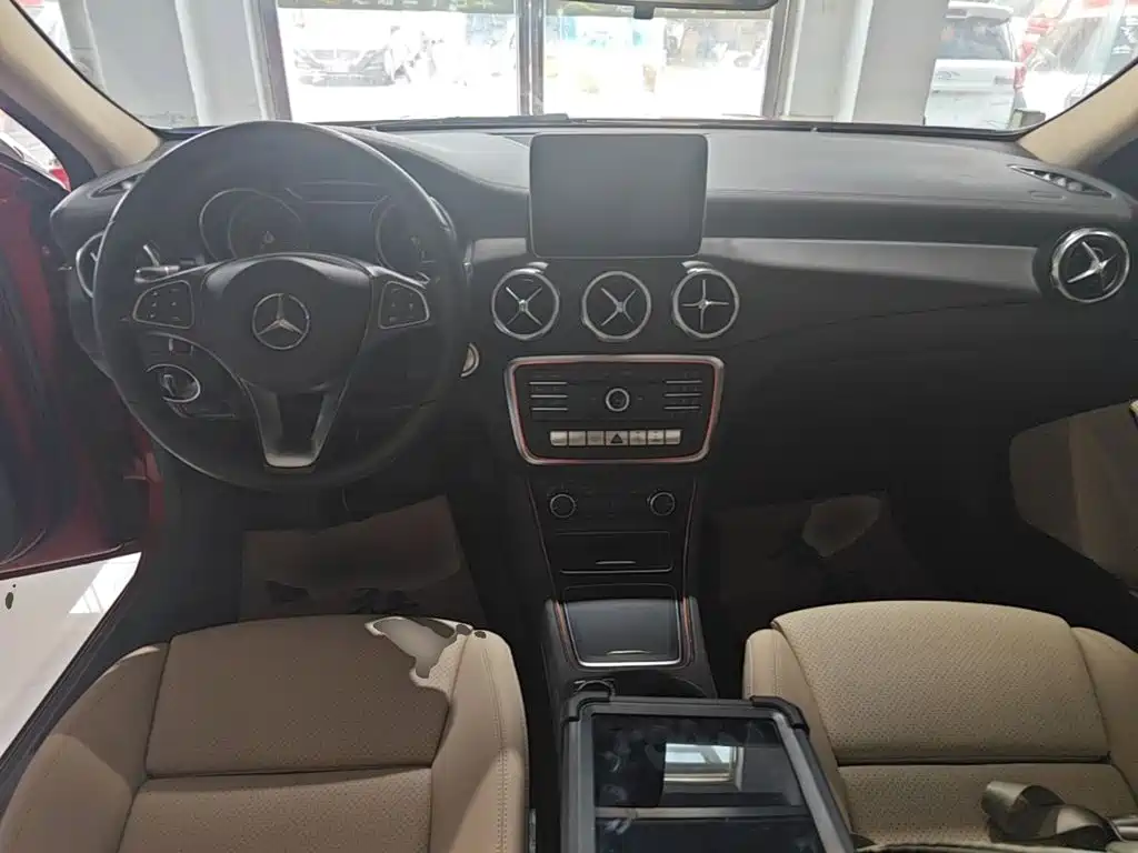 Mercedes-Benz GLA 2017 — фото 10